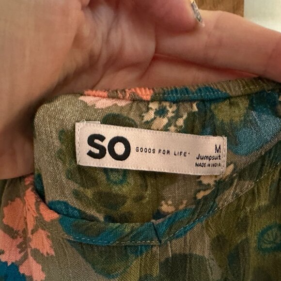 SO brand floral jumpsuit, size Medium, NWT - Picture 7 of 9